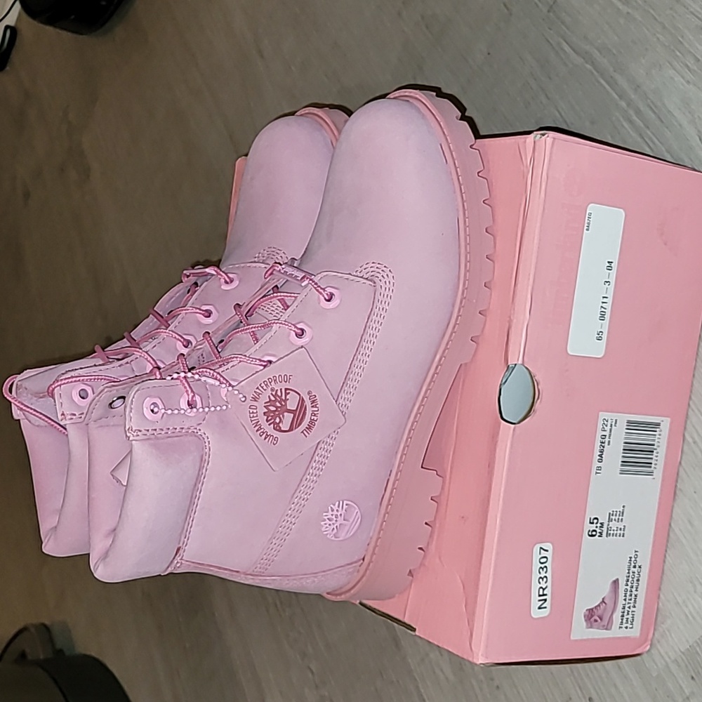 BRAND NEW TIMBERLAND 6 IN WATERPROOF BOOT